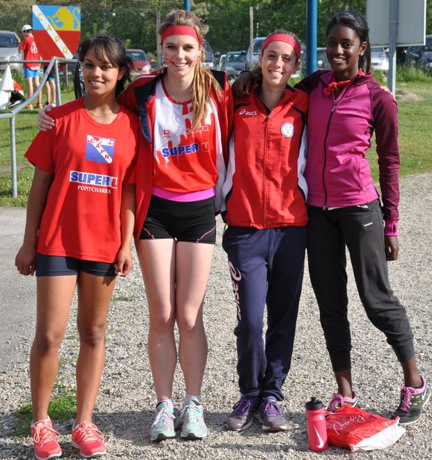 17 mai - le 4 X 100 m F bat le record du club
