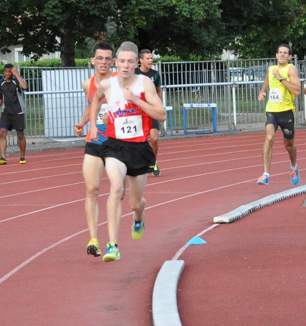 11 juin : Meeting de Grenoble. Erwan Le Scouarnec en établissant le 16è perf française fait tomber un record du CAPR