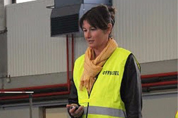 Dimanche 15 mars : Notre 300 eme licencié a signé : Il s'agit de Sandra Vaissié qui entame son parcours de juge